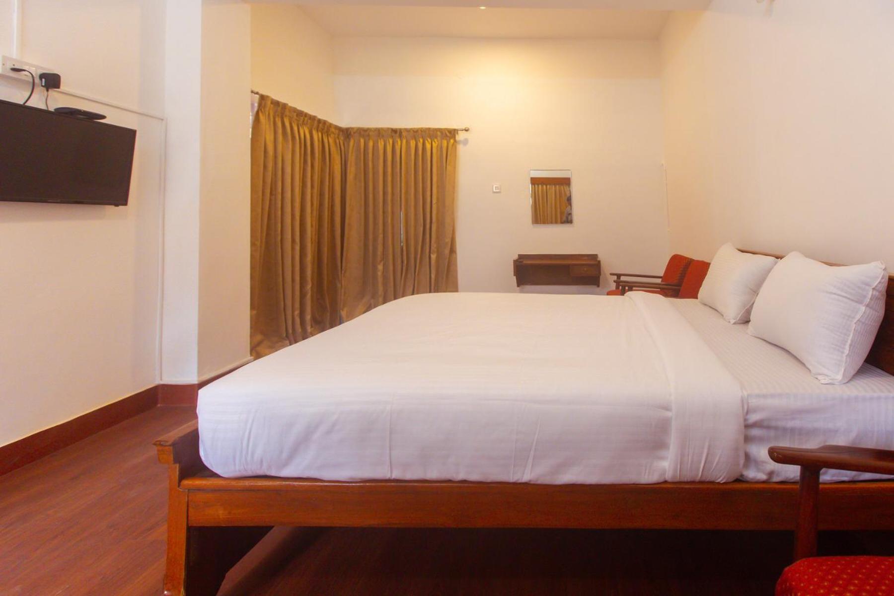 Sri Ramakrishna Hotel バンガロール エクステリア 写真