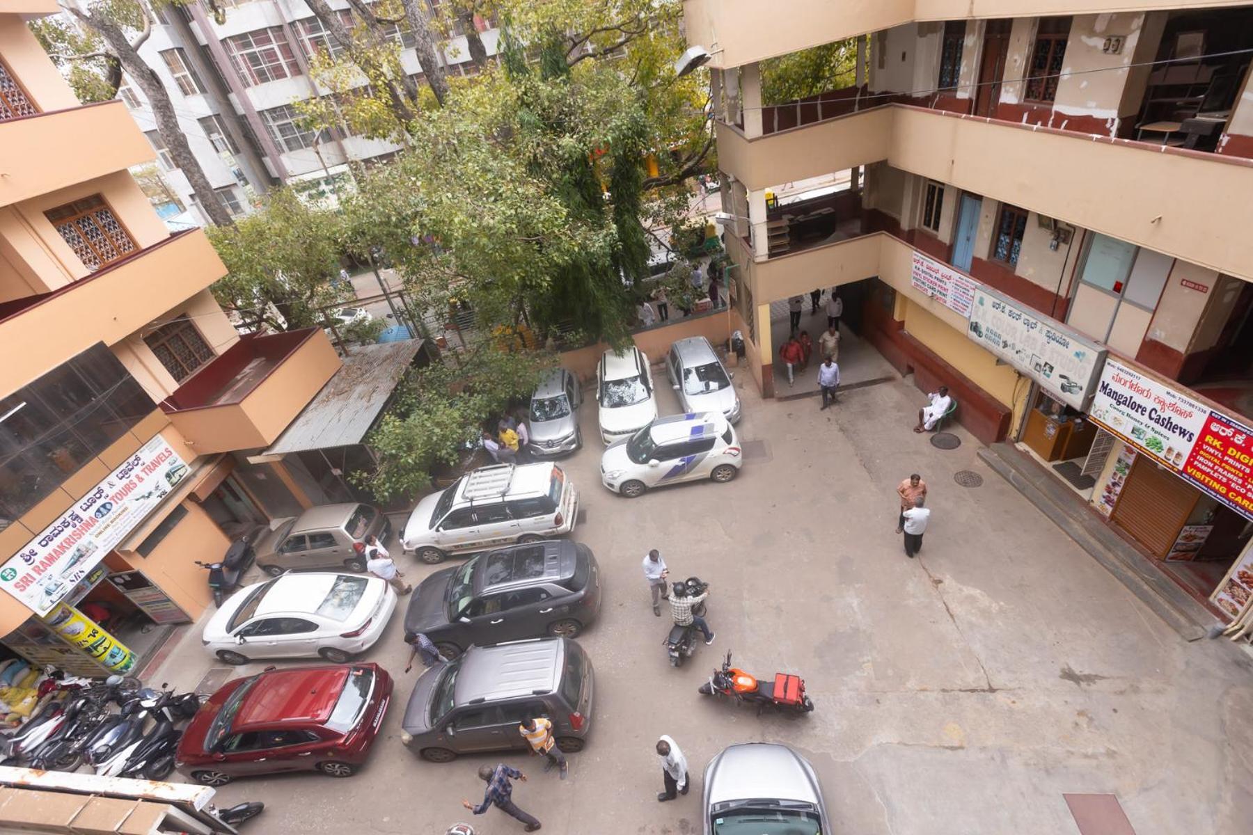 Sri Ramakrishna Hotel バンガロール エクステリア 写真