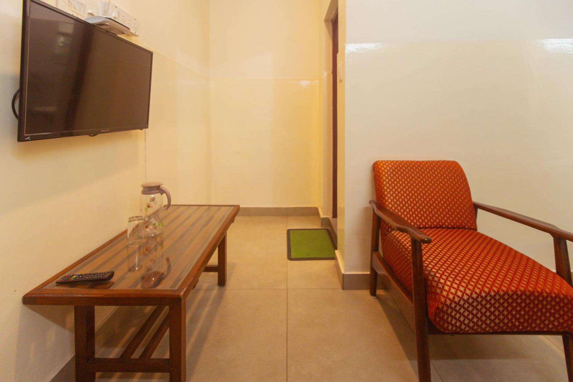 Sri Ramakrishna Hotel バンガロール エクステリア 写真